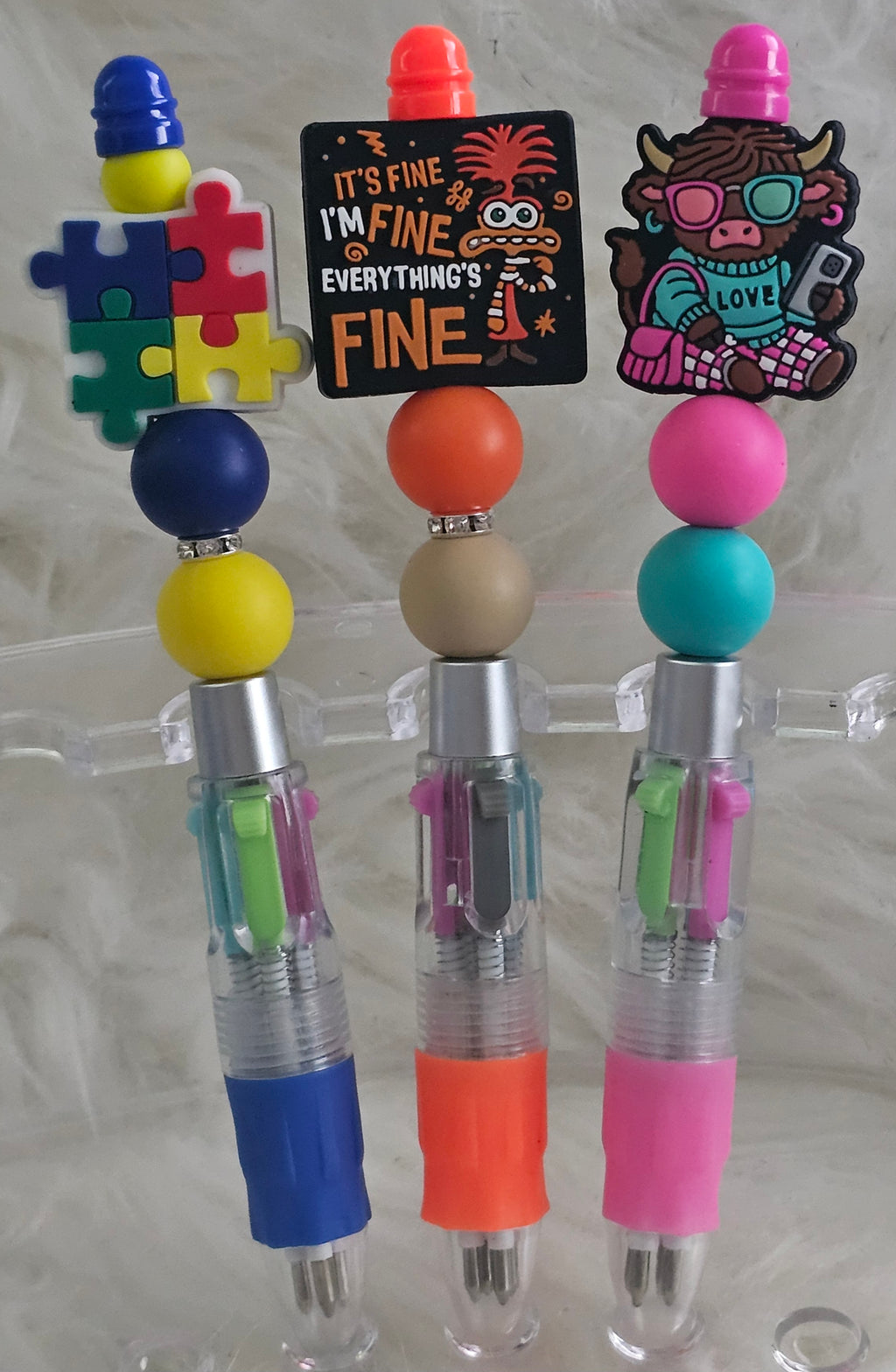 ✨Mini Retro Multi-Click Pen – 4 Colors in One!✨