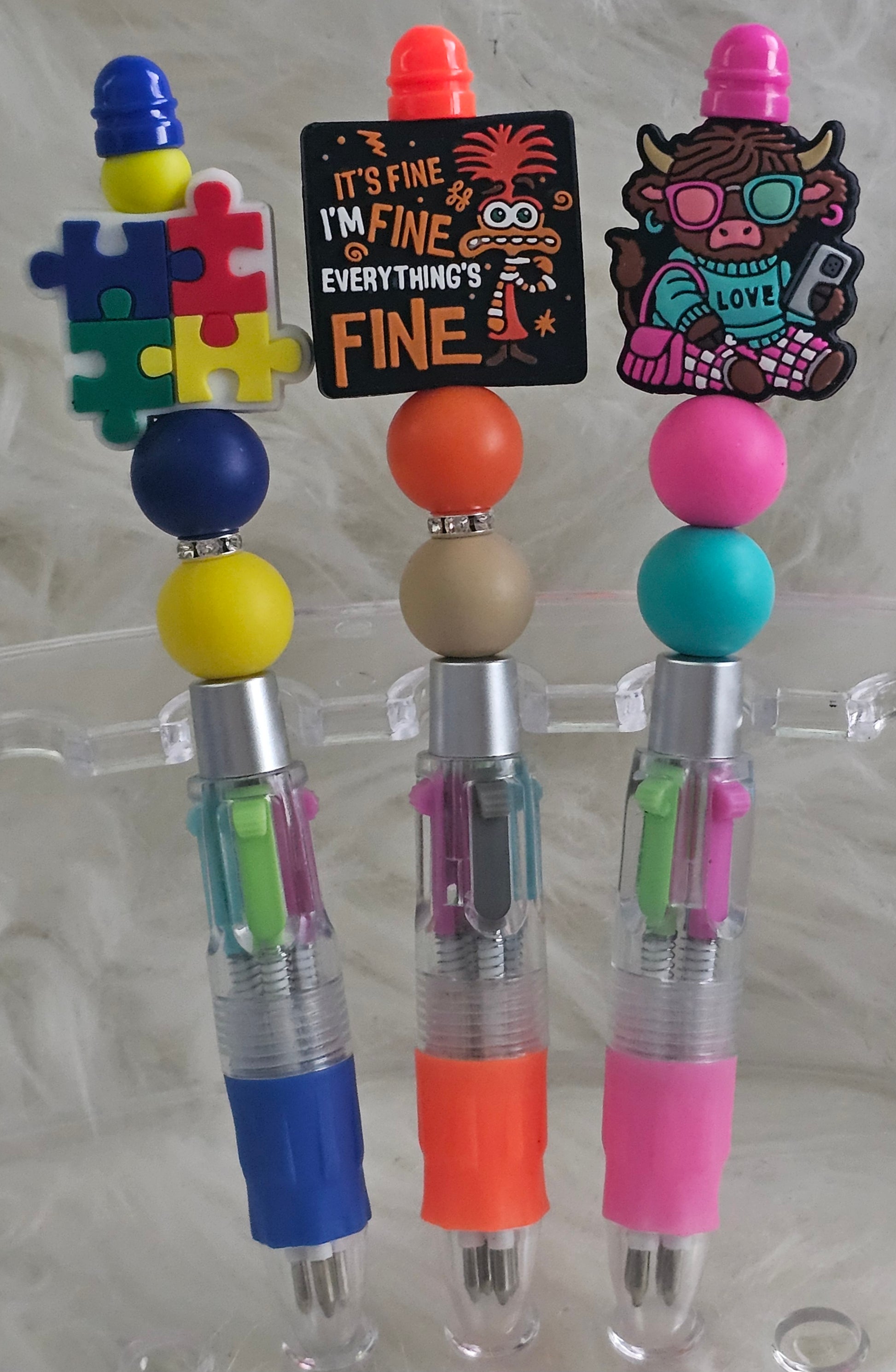 ✨Mini Retro Multi-Click Pen – 4 Colors in One!✨