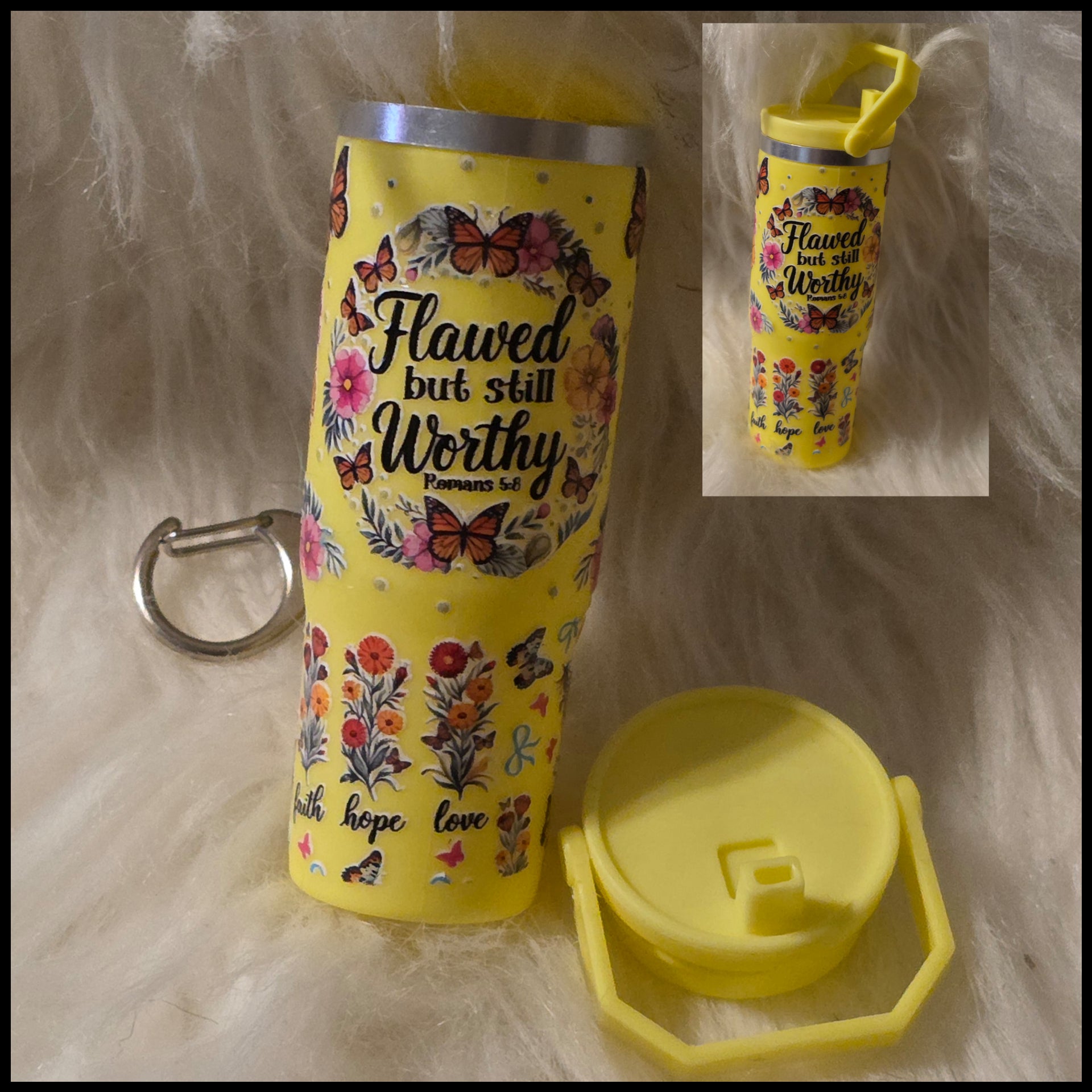Mini Cup Keychain Holder – Lipstick, Cosmetics & Small Essentials Storage