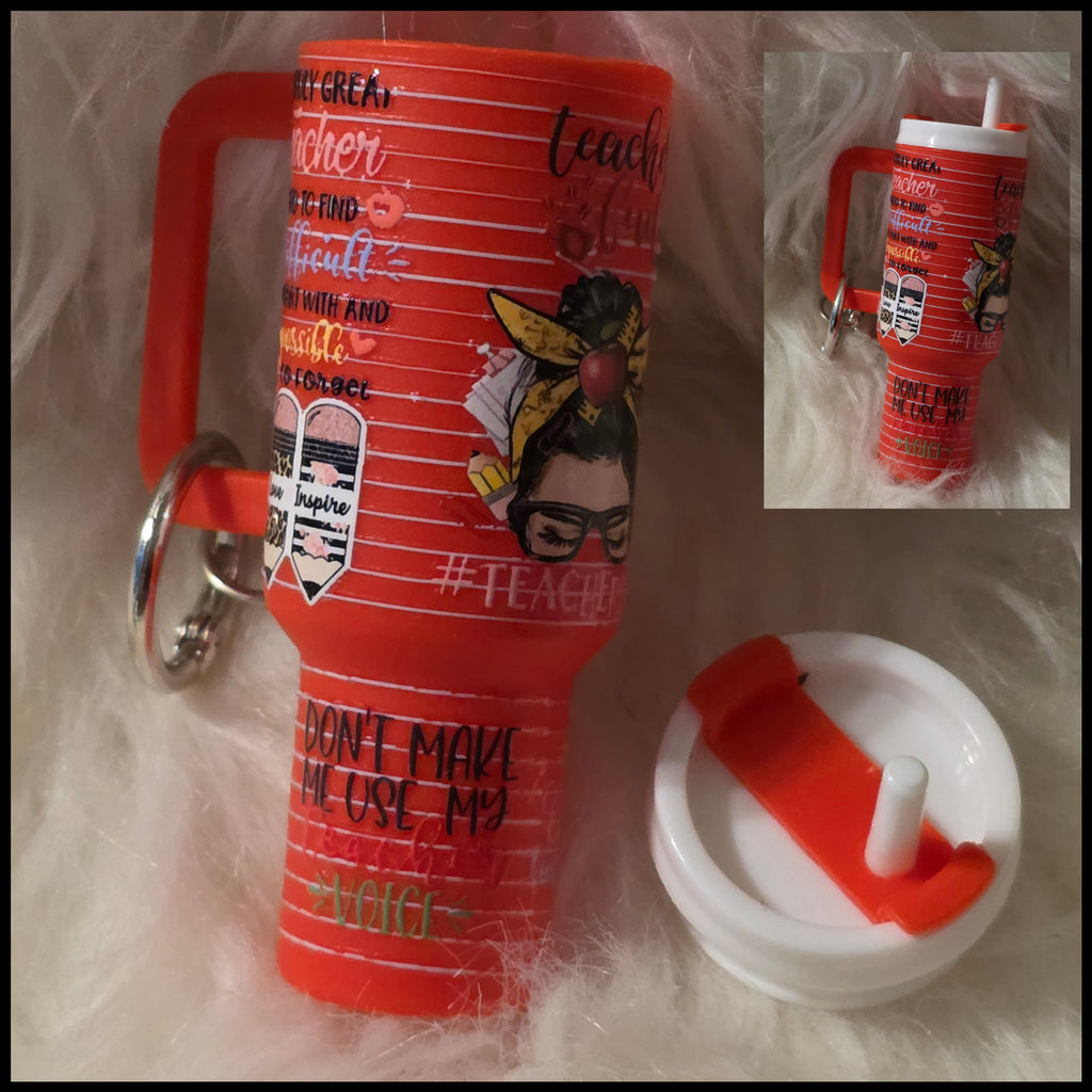 Mini Cup Keychain Holder – Lipstick, Cosmetics & Small Essentials Storage