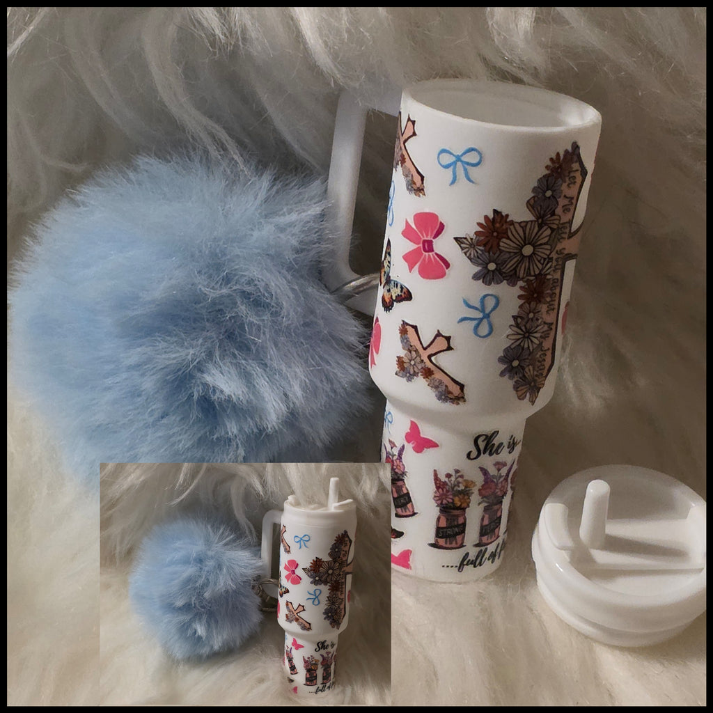 Mini Cup Keychain Holder – Lipstick, Cosmetics & Small Essentials Storage