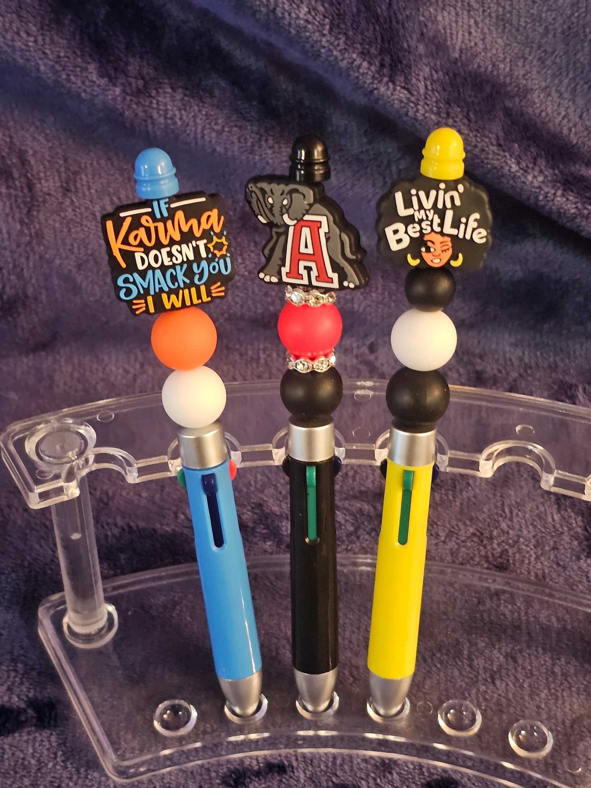 ✨Mini Retro Multi-Click Pen – 4 Colors in One! (Green,Black,Blue,Red)✨
